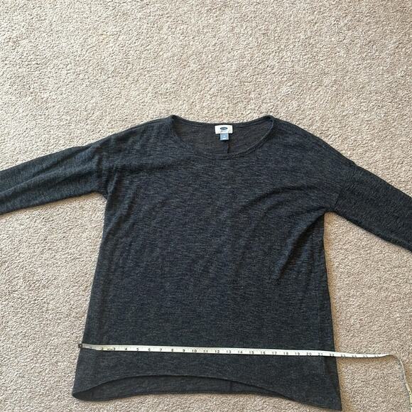 Old Navy Medium Sweater Gray Two Toned, Long Sleeve Sheer Dark Gray Light Gray - Picture 5 of 8